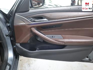 2017 - bmw 5 series