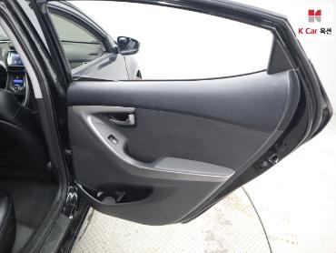 2013 - hyundai avante