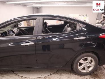 2013 - hyundai avante