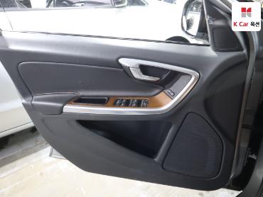 2016 - volvo v60