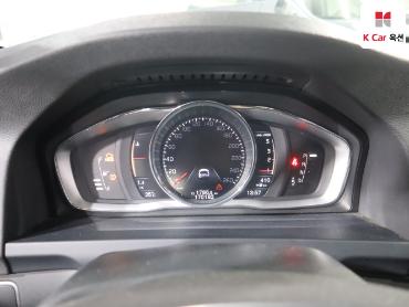 2016 - volvo v60