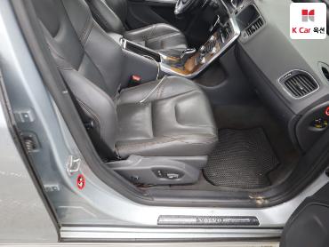 2016 - volvo v60