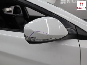 2012 - hyundai avante