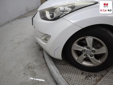 2012 - hyundai avante