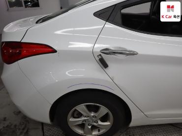 2012 - hyundai avante