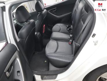 2012 - hyundai avante