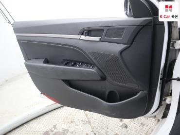 2019 - hyundai avante