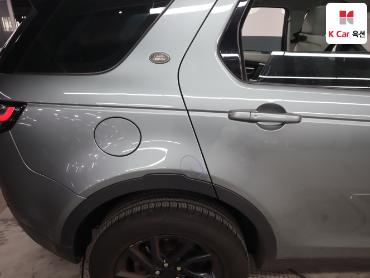 2018 - land rover discovery