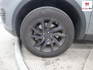 2018 - land rover discovery