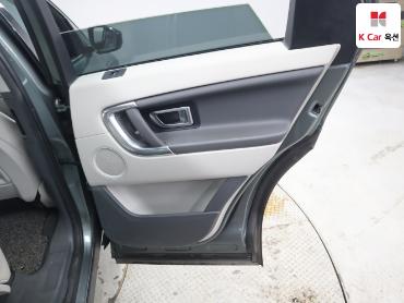 2018 - land rover discovery