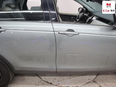 2018 - land rover discovery