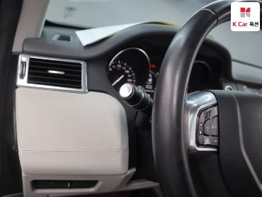 2018 - land rover discovery