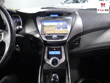 2012 - hyundai avante