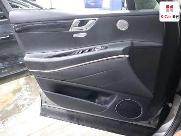 2022 - genesis gv80