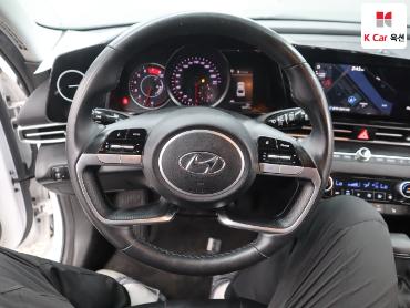 2021 - hyundai avante