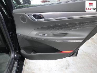 2022 - hyundai grandeur