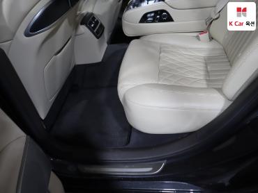 2022 - kia k9