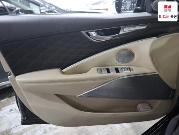 2022 - kia k9