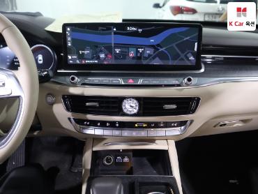 2022 - kia k9