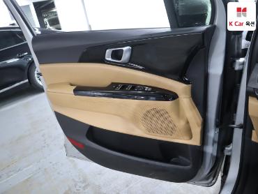 2022 - kia carnival