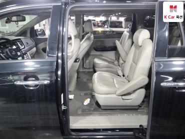 2016 - kia carnival