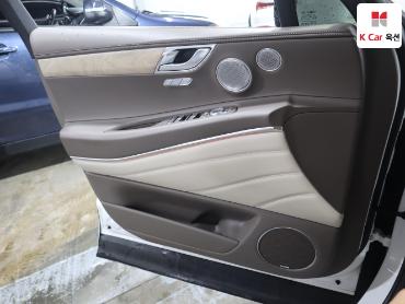 2023 - genesis gv80