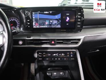 2021 - kia k5