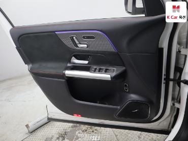 Mercedes-Benz Eqa 2024 — صورة 14