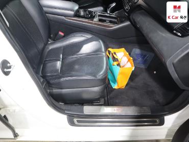 2013 - kia k9