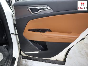 2022 - kia sportage