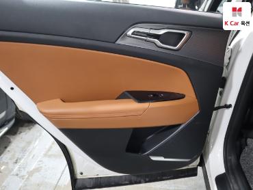 2022 - kia sportage