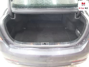 2018 - kia k9
