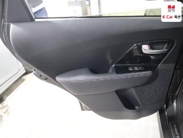2022 - kia niro