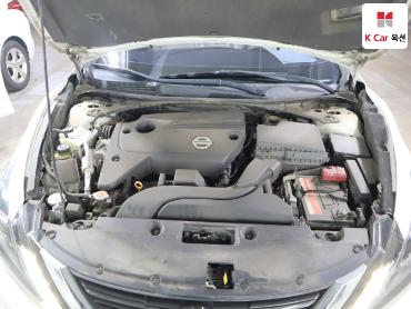 2017 - nissan altima