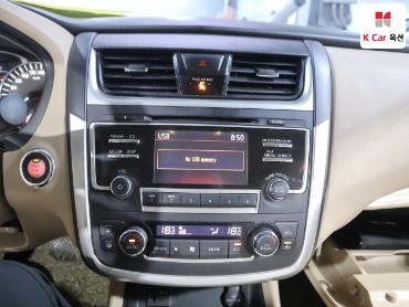2017 - nissan altima