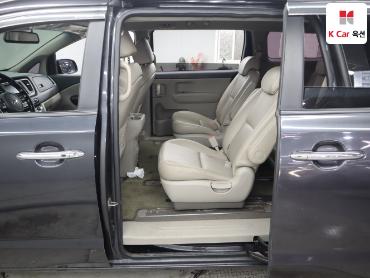 2019 - kia carnival