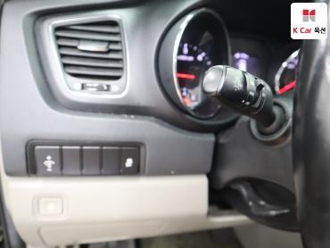 2019 - kia carnival