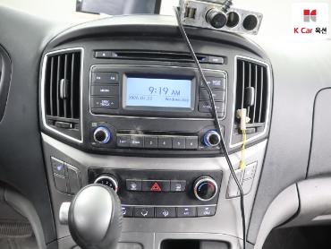 2021 - hyundai grand starex