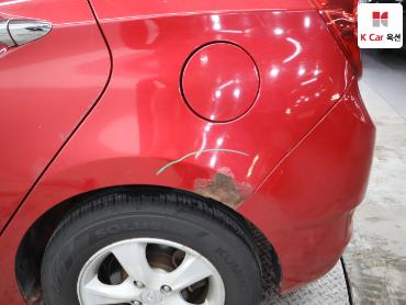 2012 - hyundai accent