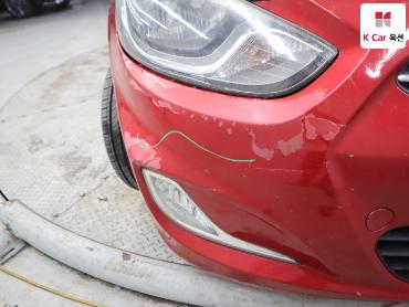 2012 - hyundai accent