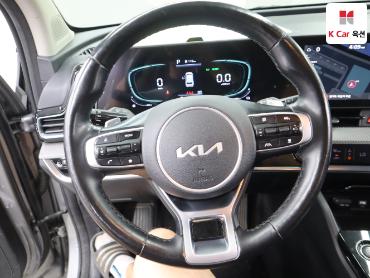 2023 - kia sportage
