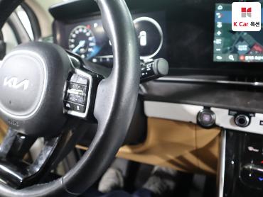 2022 - kia carnival