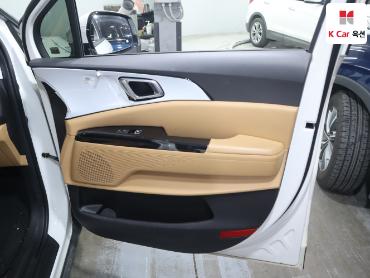 2022 - kia carnival
