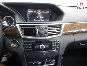 2012 - mercedes-benz e200
