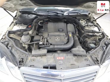 2012 - mercedes-benz e200