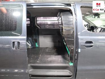 2017 - hyundai grand starex