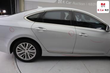 2017 - hyundai aslan