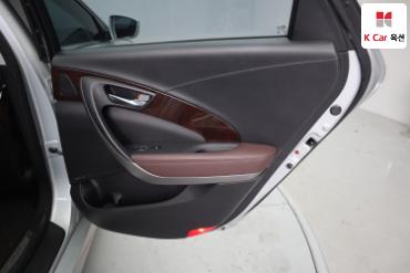 2017 - hyundai aslan