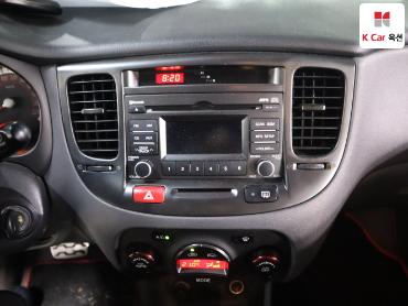 2011 - kia pride