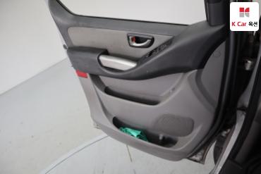 2014 - hyundai grand starex